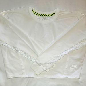 Nike Track & Field Crop Top